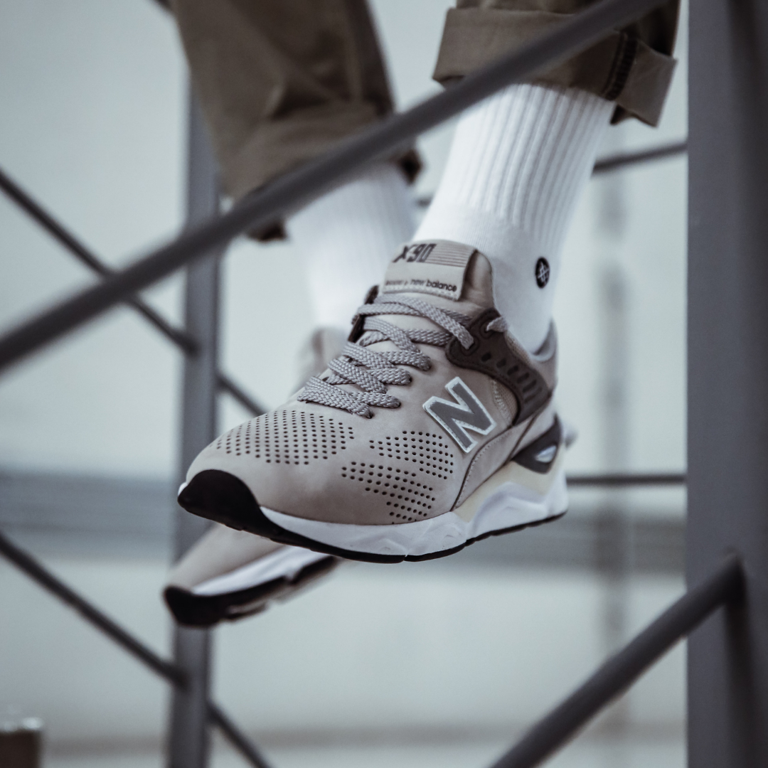 New Balance X 90 . OVERHYPE