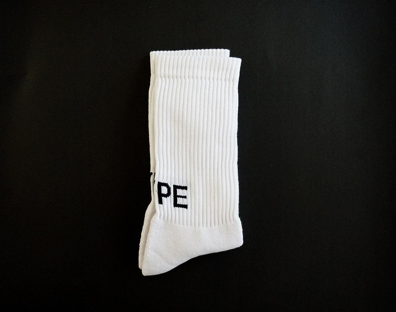 OVERHYPE socks white