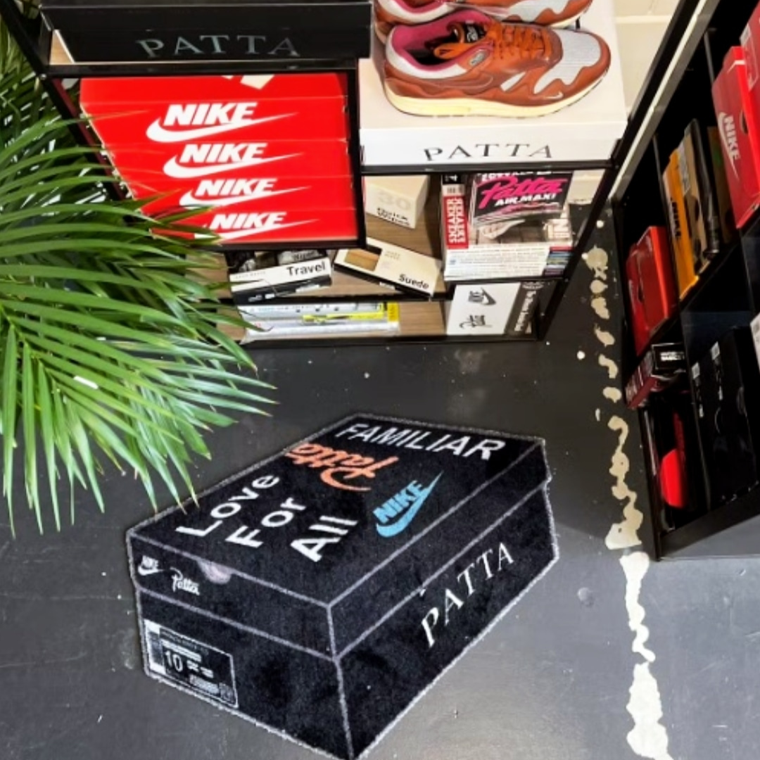 Sneaker Floor Mat - Love for All Box
